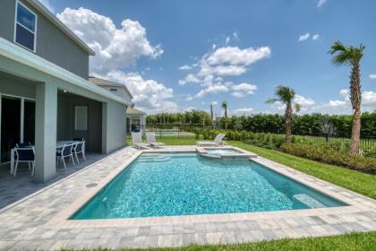 Grand Home with Media Room Air Hockey and Water Park Access - image 15