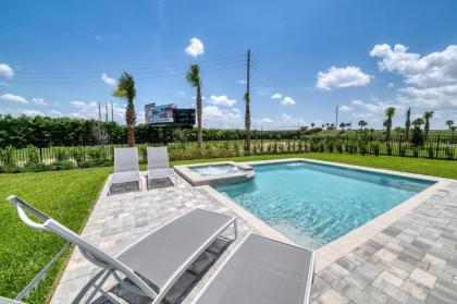 Grand Home with Media Room Air Hockey and Water Park Access - image 17