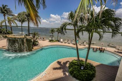 Lovers Key Resort by Distinctive Beach Rentals - image 11