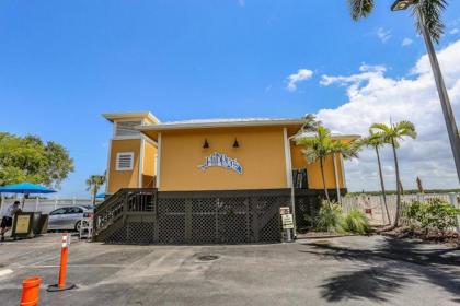 Lovers Key Resort by Distinctive Beach Rentals - image 6