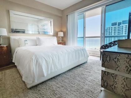 Luxury Fort Lauderdale Beach Resort - image 1