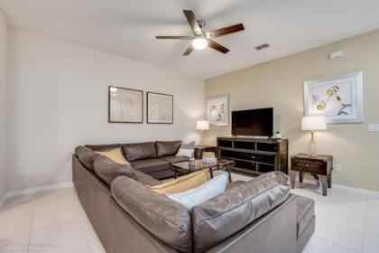 Luxury 4 Bedroom Townhome on Solara Resort Orlando Townhome 3104 - image 17