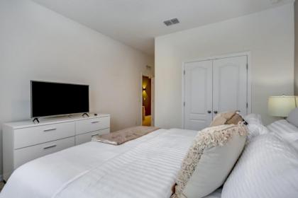 Rent a Luxury Villa on Solterra Resort Minutes from Disney Orlando Villa 3213 - image 19