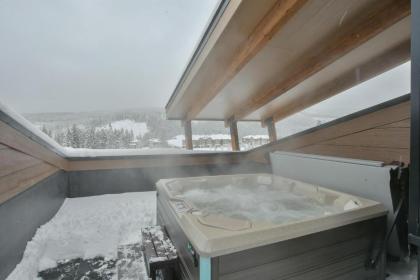 New Luxury Villa #256 Near Resort With Rooftop Hot Tub & Great Views - FREE Activities & Equipment Rentals Daily - image 15