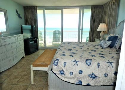 0512 Waters Edge Resort condo - image 3