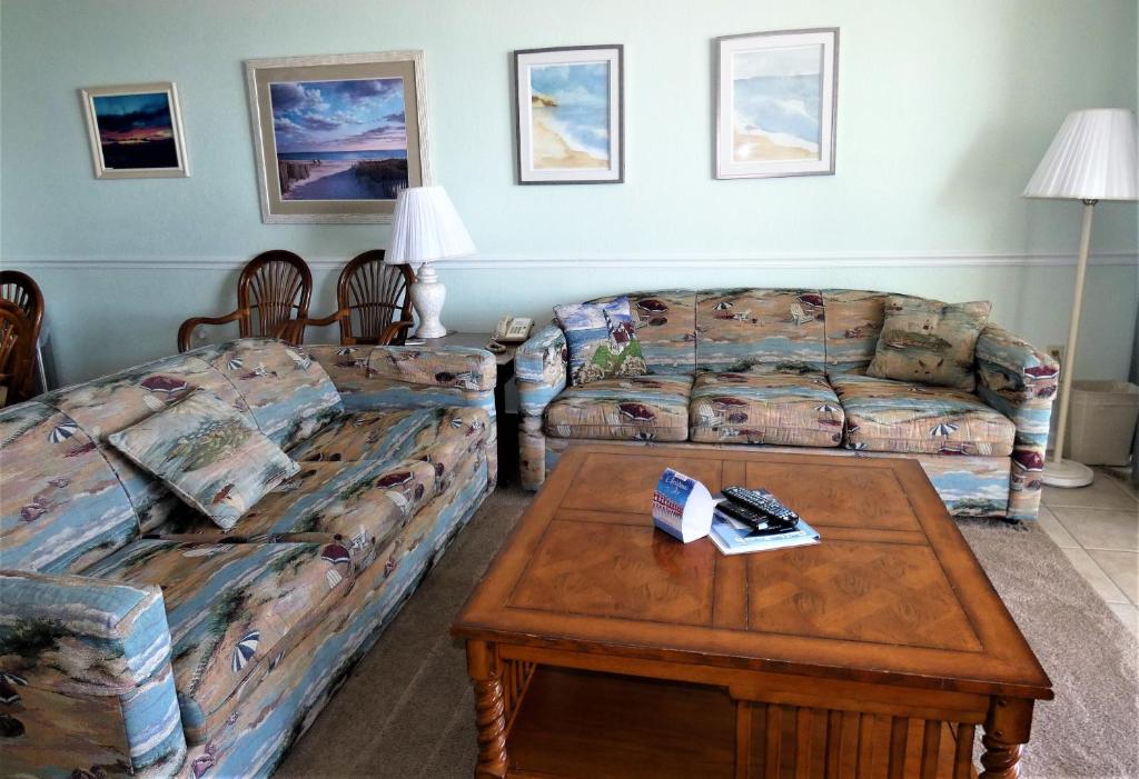 0512 Waters Edge Resort condo - image 7