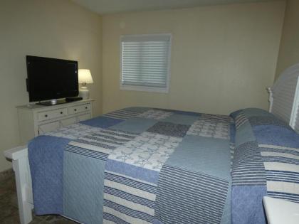 1011 Waters Edge Resort condo - image 14