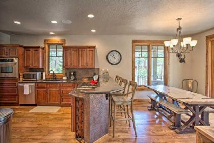 Lakefront House with Grill in Fox Acres Mtn Resort! - image 16