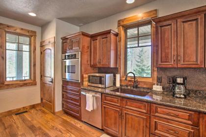 Lakefront House with Grill in Fox Acres Mtn Resort! - image 5