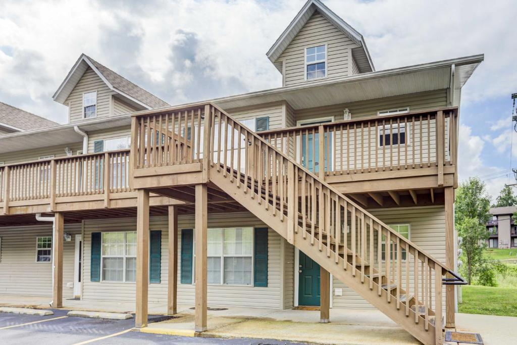 Branson Resort Condo Minutes to Silver Dollar City - image 2