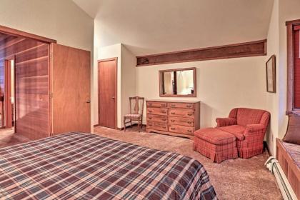 Cabin Near Shuttle and Less Than 2 Mi to Northstar Ski Resort - image 16