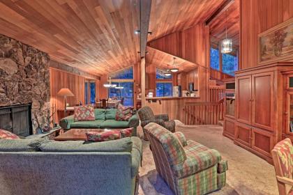 Cabin Near Shuttle and Less Than 2 Mi to Northstar Ski Resort - image 20