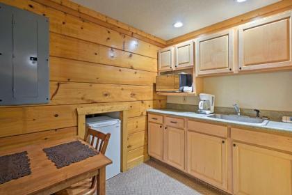 Pigeon Forge Resort Studio Cabin on Dollywood Ln! - image 12