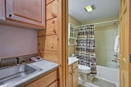 Pigeon Forge Resort Studio Cabin on Dollywood Ln! - image 5