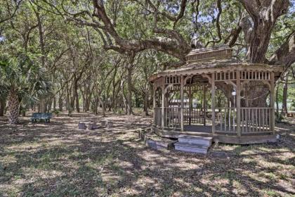 Resort-Style Dauphin Island Condo with Beach View! - image 8