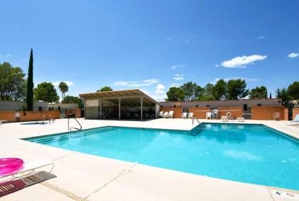 Green Valley Townhome with Resort Amenities! - image 1