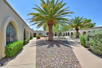 Green Valley Townhome with Resort Amenities! - image 5