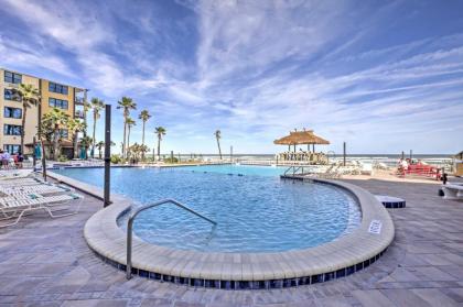 Oceanfront Resort Condo Steps to Daytona Beach! - image 11