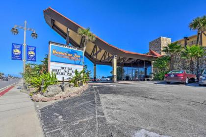 Oceanfront Resort Condo Steps to Daytona Beach! - image 16