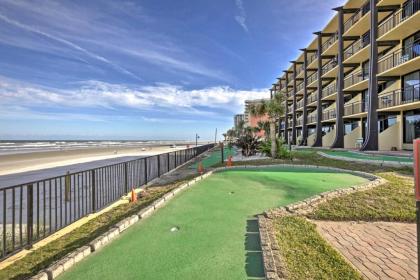 Oceanfront Resort Condo Steps to Daytona Beach! - image 9