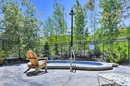 Park City Condo with Pool - 2 Miles to Ski Resort! - image 4