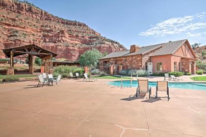 Kanab Home with Resort Amenities - Drive to Zion! - image 11