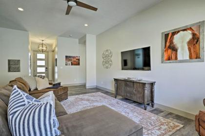 Kanab Home with Resort Amenities - Drive to Zion! - image 20