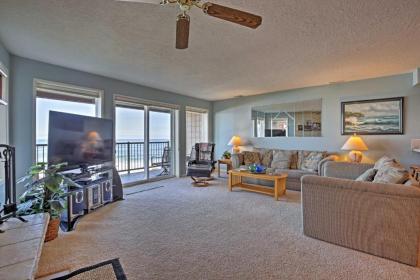 Spacious Resort Condo - Steps to Lincoln Beach! - image 12