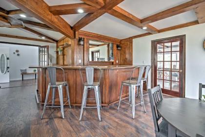 Tannersville House with Bar and Deck 2Mi to Ski Resort - image 15