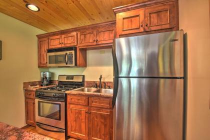 Cozy Streamside Studio 1 Mi From Taos Ski Resort! - image 8