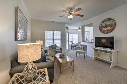 Elegant Coastal Resort Condo Minutes to Beaches! - image 3