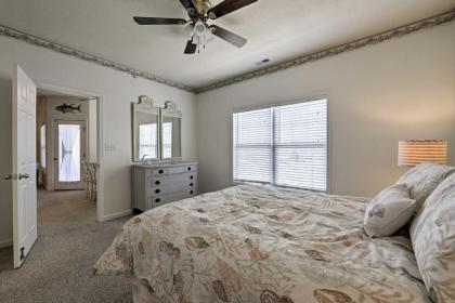 Elegant Coastal Resort Condo Minutes to Beaches! - image 5