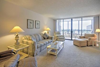 Beachfront Sarasota Resort Condo with Siesta Key View - image 19