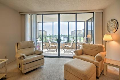 Beachfront Sarasota Resort Condo with Siesta Key View - image 2