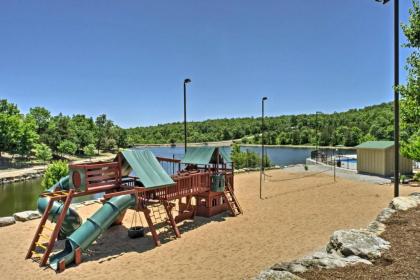 Branson Lodge in StoneBridge with Resort Amenities! - image 12