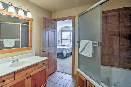 Branson Lodge in StoneBridge with Resort Amenities! - image 7