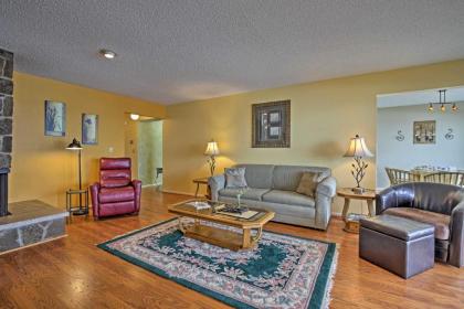 Resort Lincoln Condo with Ocean Views and Pool Access! - image 18