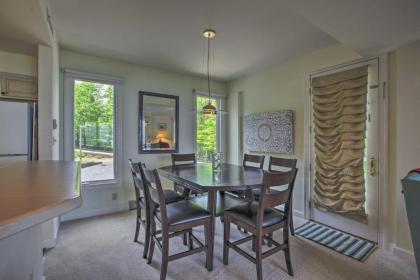 Wintergreen Condo with Mtn Views and Shuttle to Resort - image 16