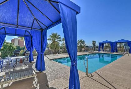 Downtown Phoenix Alcove Studio with Resort Amenities - image 1