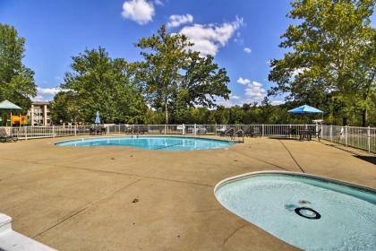 Lakefront Home with Hot Tub Dock and Resort Amenities - image 9