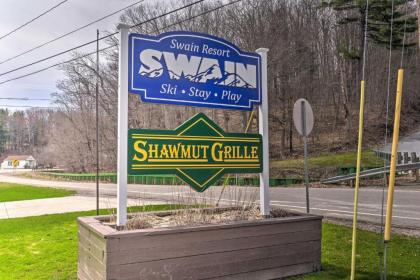 Family Home with Hot Tub 2 Minutes to Swain Resort! - image 16