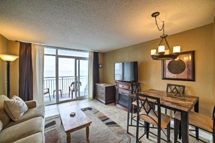 North Myrtle Beach Resort Condo with Ocean Views! - image 1