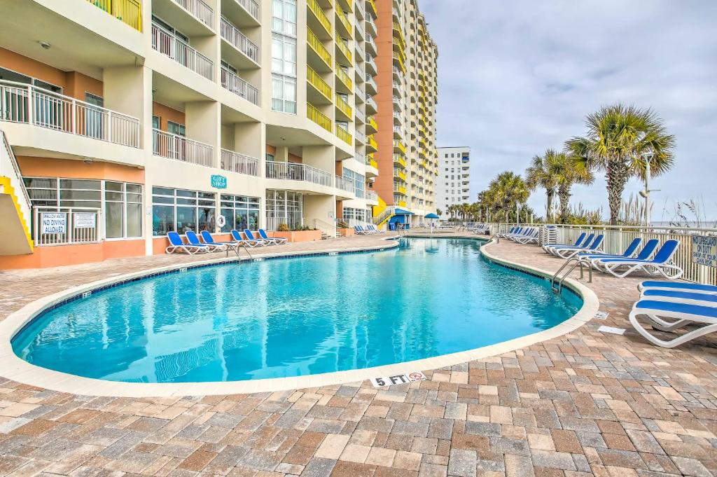 North Myrtle Beach Resort Condo with Ocean Views! - image 7