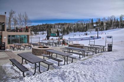 Ski-In and Ski-Out Home Next to Brian Head Resort - image 19