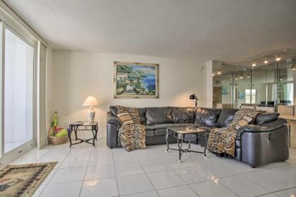 Ft Lauderdale Oceanfront Resort Condo with Views! - image 1