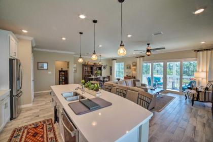 Beach Resort Townhome on Arnold Palmer Golf Course - image 16