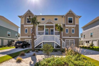 Beach Resort Townhome on Arnold Palmer Golf Course - image 8