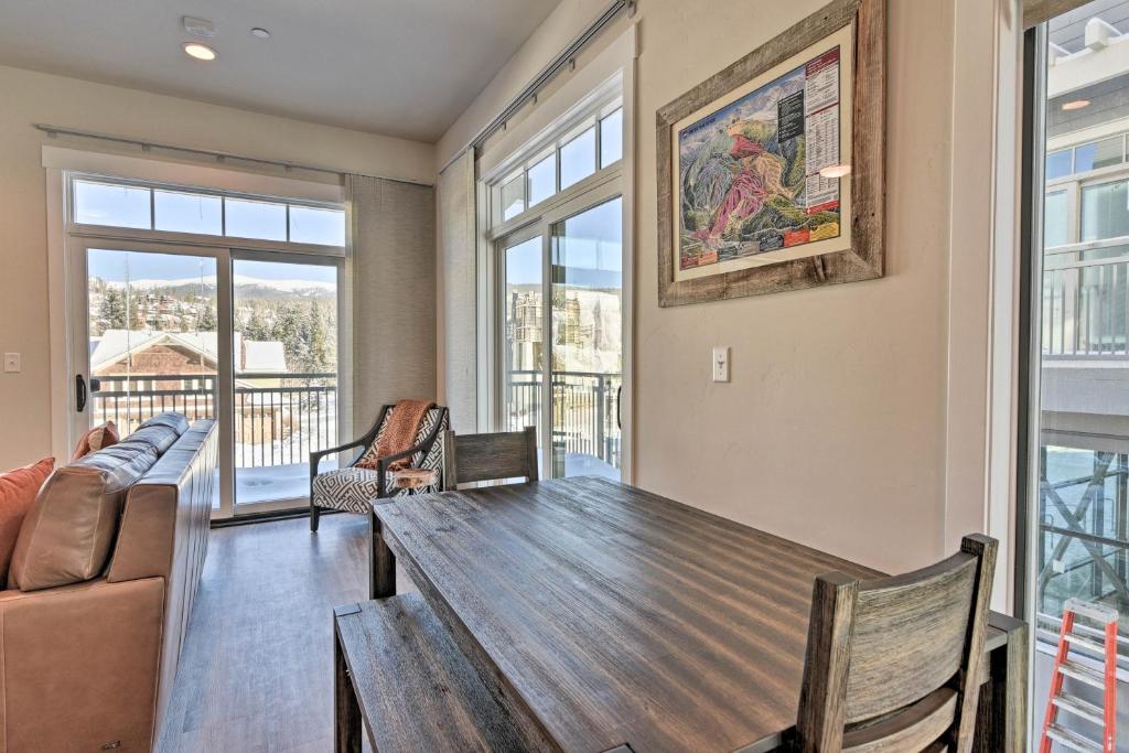 Downtown Winter Park Condo - 3 Miles to Ski Resort - image 4