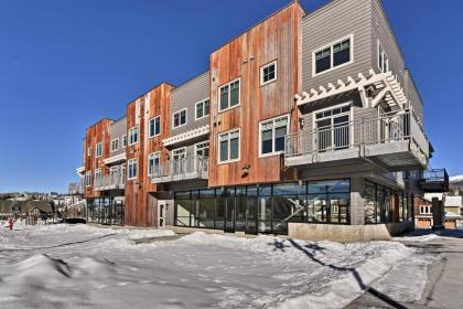 Downtown Winter Park Condo - 3 Miles to Ski Resort - image 9