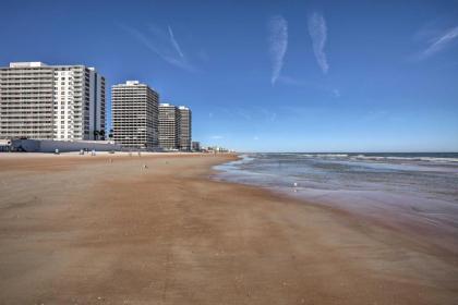 Luxury Resort Condo with Pool Access on Daytona Beach - image 4